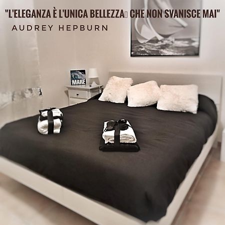 La Terrazza Sul Reno - In Pieno Centro-Due Passi Da Villa Chiara - Comodo Unipol Arena Casalecchio Di Reno Eksteriør billede