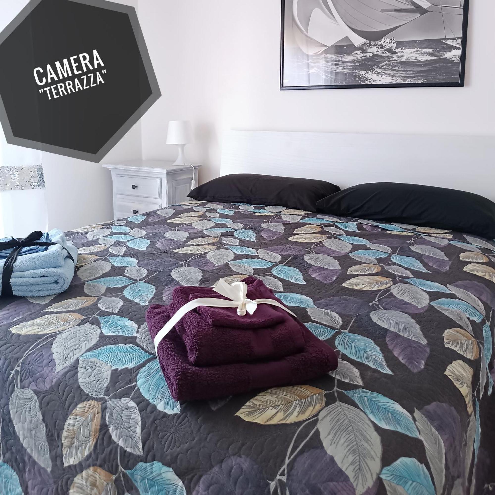 La Terrazza Sul Reno - In Pieno Centro-Due Passi Da Villa Chiara - Comodo Unipol Arena Casalecchio Di Reno Eksteriør billede